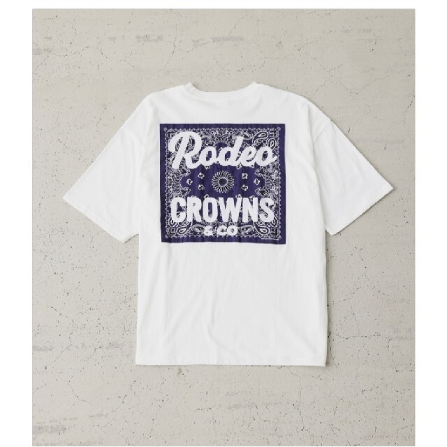 RODEO CROWNS WIDE BOWL(ロデオクラウンズワイドボウル)のRCWB COLORS BANDANA Tシャツ メンズのトップス(Tシャツ/カットソー(半袖/袖なし))の商品写真