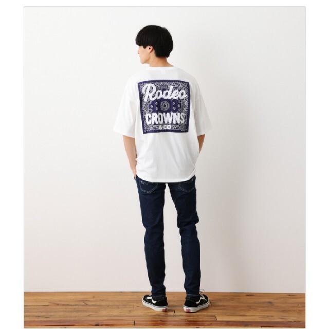 RODEO CROWNS WIDE BOWL(ロデオクラウンズワイドボウル)のRCWB COLORS BANDANA Tシャツ メンズのトップス(Tシャツ/カットソー(半袖/袖なし))の商品写真