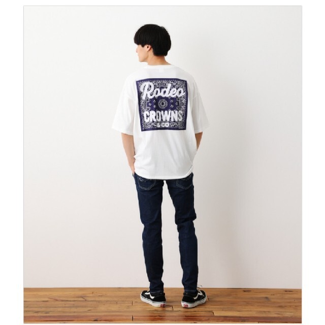 RODEO CROWNS WIDE BOWL(ロデオクラウンズワイドボウル)のRCWB COLORS BANDANA Tシャツ メンズのトップス(Tシャツ/カットソー(半袖/袖なし))の商品写真