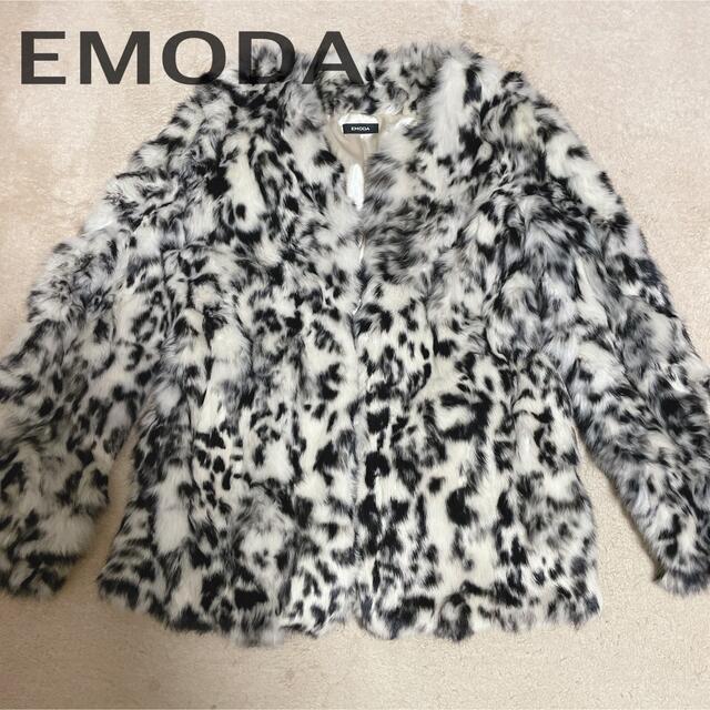 EMODA(エモダ)のEMODA(エモダ) ヒョウ柄　レオパード　ラビットファーコート S レディースのジャケット/アウター(毛皮/ファーコート)の商品写真