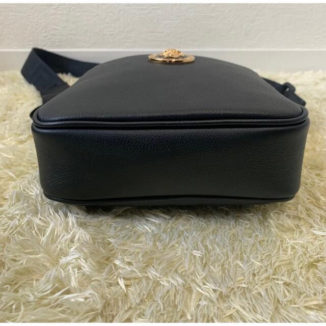versace ショルダーバック