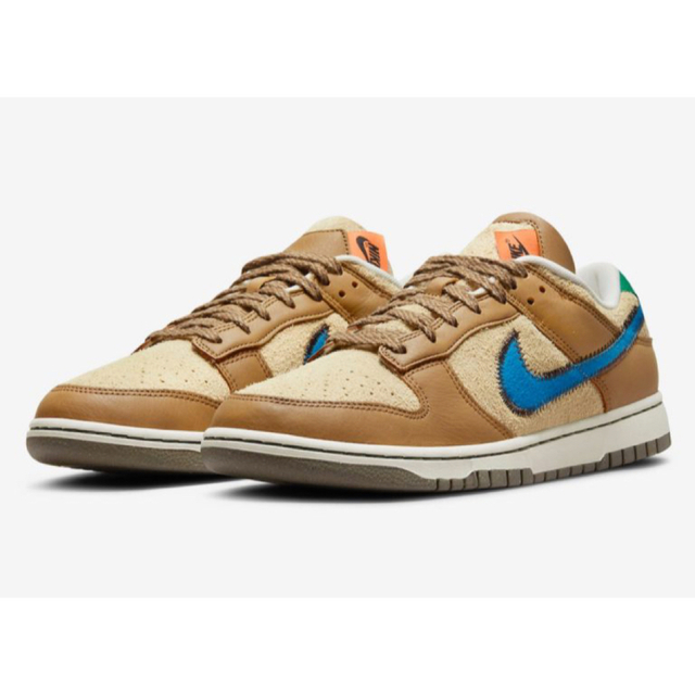 size? × Nike Dunk Low Dark Driftwood