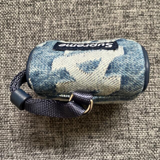 Supreme(シュプリーム)のFat Tip Jacquard Denim AirPod Case  メンズのバッグ(その他)の商品写真