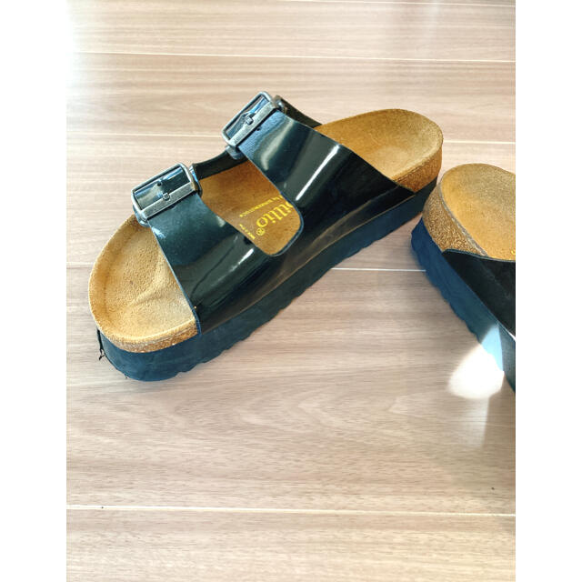BIRKENSTOCK(ビルケンシュトック)の24.5cm 38 ビルケン アリゾナ パピリオ 厚底 サンダル  レディースの靴/シューズ(サンダル)の商品写真
