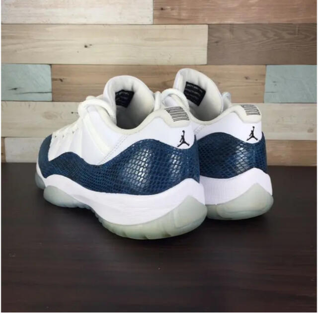 NIKE - NIKE AIR JORDAN 11 LOW LE SNAKE 28cmの通販 by USED☆SNKRS ...