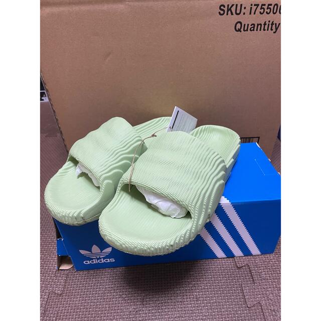 adidas Adilette 22 Magic Limeサンダル