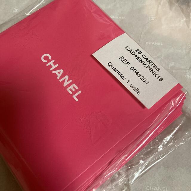 CHANEL(シャネル)のCHANEL/ピンク/メッセージカード3枚 ハンドメイドの文具/ステーショナリー(カード/レター/ラッピング)の商品写真