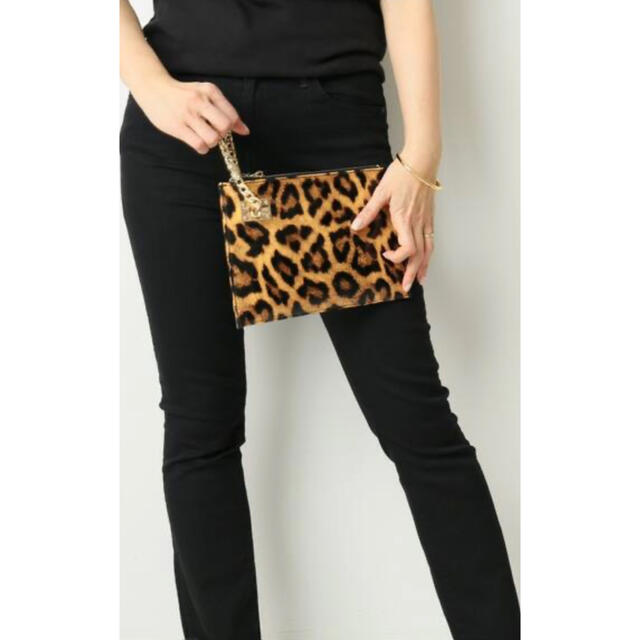 DEUXIEME CLASSE(ドゥーズィエムクラス)のSONDRA ROBERTS LEOPARD CLUCH レディースのバッグ(クラッチバッグ)の商品写真