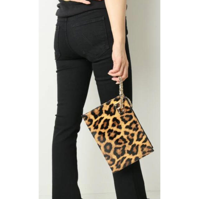 DEUXIEME CLASSE(ドゥーズィエムクラス)のSONDRA ROBERTS LEOPARD CLUCH レディースのバッグ(クラッチバッグ)の商品写真