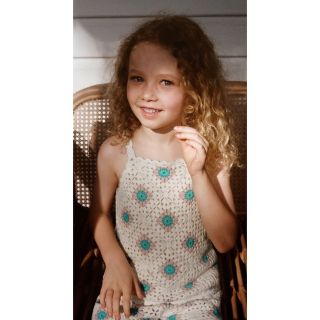 ザラキッズ(ZARA KIDS)のフラワークロシェトップス　zara(Tシャツ/カットソー)