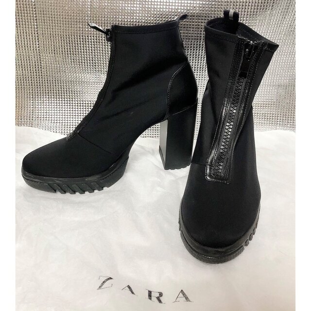 ZARA(ザラ)のZara チャンクヒール厚底ブーツsize41 レディースの靴/シューズ(ブーツ)の商品写真