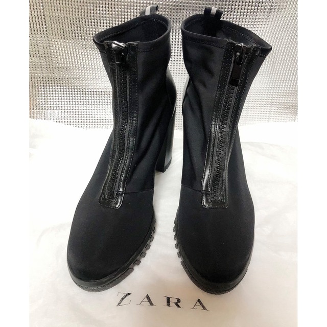 ZARA(ザラ)のZara チャンクヒール厚底ブーツsize41 レディースの靴/シューズ(ブーツ)の商品写真