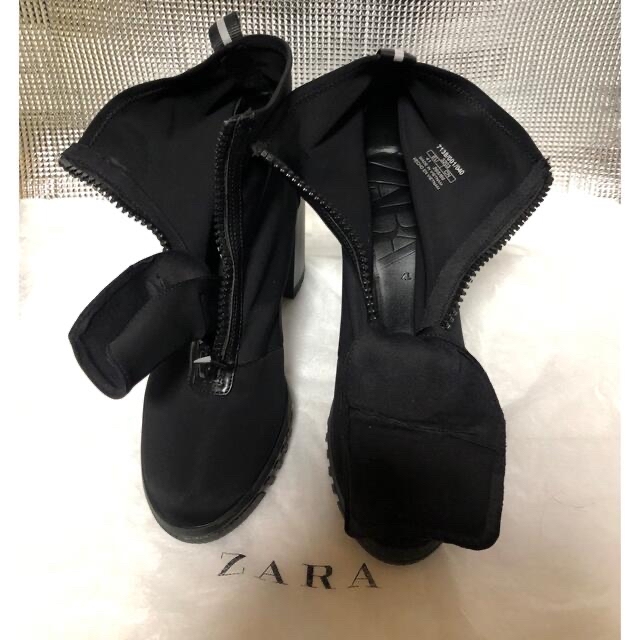 ZARA(ザラ)のZara チャンクヒール厚底ブーツsize41 レディースの靴/シューズ(ブーツ)の商品写真