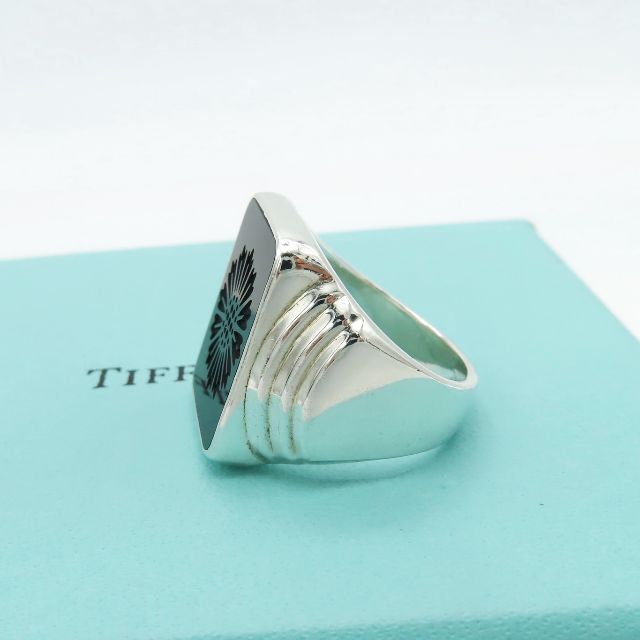 Tiffany & Co.(ティファニー)のティファニー ジーグフェルド オニキス フラワー メンズ リング OO40 メンズのアクセサリー(リング(指輪))の商品写真