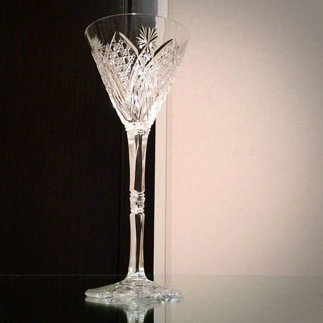 最高峰 バカラ 【ELBEUF】金赤 レーマー グラス 1脚 - 食器 最高峰 バカラ 【ELBEUF】金赤 レーマー グラス 1脚 - 食器