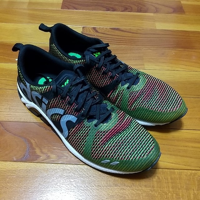 asics(アシックス)のスポーツシューズ メンズの靴/シューズ(スニーカー)の商品写真