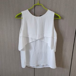 ザラ(ZARA)のZARA トップス　ノースリーブ(カットソー(半袖/袖なし))