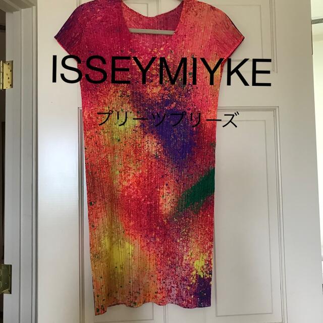 [新品・未使用] ISSEY MIYAKE プリーツプリーズワンピースレディース