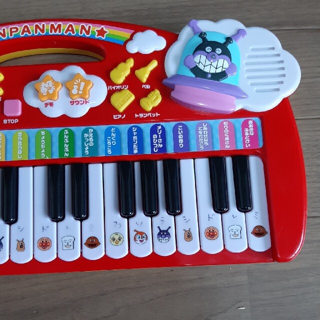 アンパンマン(アンパンマン)のアンパンマン ノリノリおんがくたい キーボードだいすき ピアノ キッズ/ベビー/マタニティのおもちゃ(楽器のおもちゃ)の商品写真