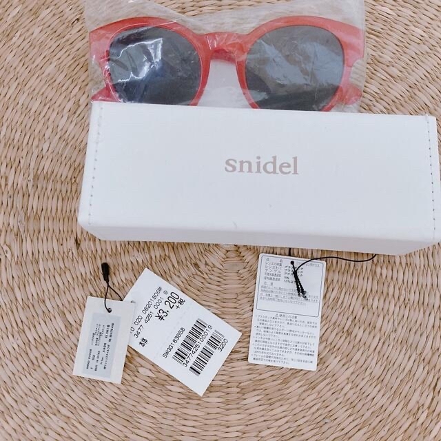 SNIDEL(スナイデル)の【snidel】 サングラス   レッド レディースのファッション小物(サングラス/メガネ)の商品写真