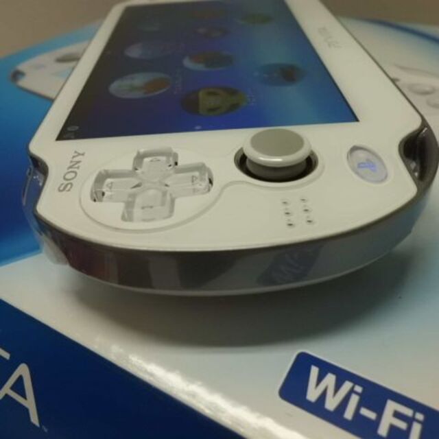 PlayStation Vita(プレイステーションヴィータ)のPSVITA PCH-1000 エンタメ/ホビーのゲームソフト/ゲーム機本体(携帯用ゲーム機本体)の商品写真