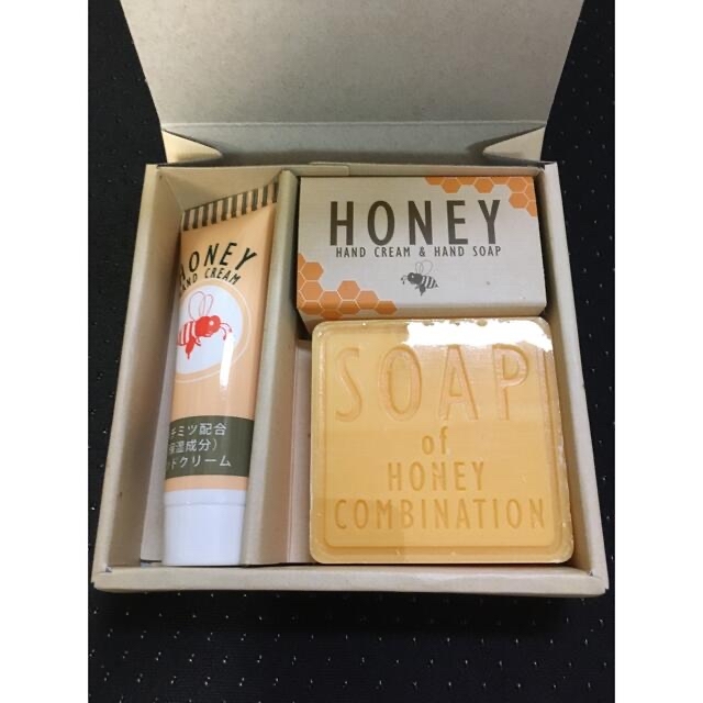 HONEY ハンドソープ、ハンドクリームセット コスメ/美容のボディケア(ハンドクリーム)の商品写真