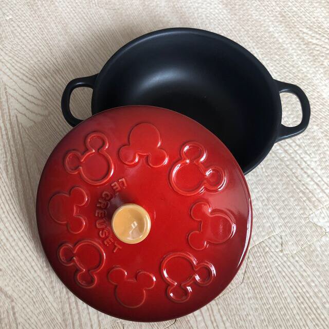 LE CREUSET - 新品未使用 ミッキーマウス ミニ・マルミットの通販 by