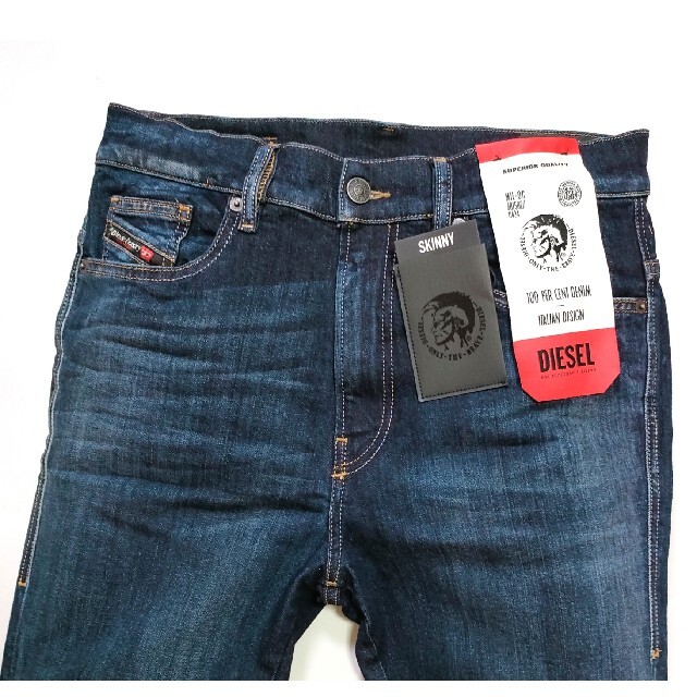 副大統領さん10/12新品 DIESEL ストレッチスキニーデニム D-AMNY