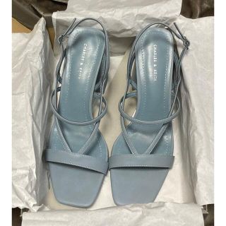 チャールズアンドキース(Charles and Keith)の最終値下　チャールズアンドキース　ヒール　サンダル　CHARLES&KEITH(サンダル)