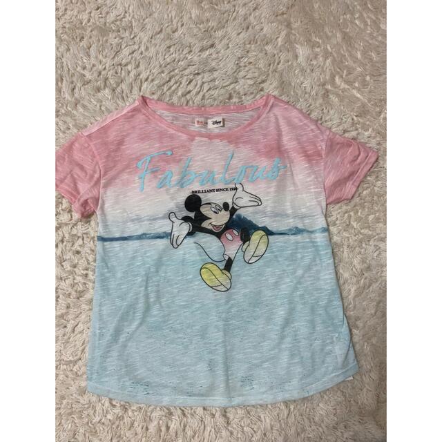 Bershka(ベルシュカ)のBershka ベルシュカＴシャツ　Disney ディズニーランド　ミッキー  レディースのトップス(Tシャツ(半袖/袖なし))の商品写真