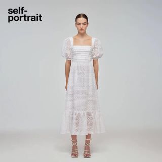 セルフポートレイト(SELF PORTRAIT)の❤️正規品Selfportrait22新作新品★白ロングワンピース　ドレス(ロングワンピース/マキシワンピース)