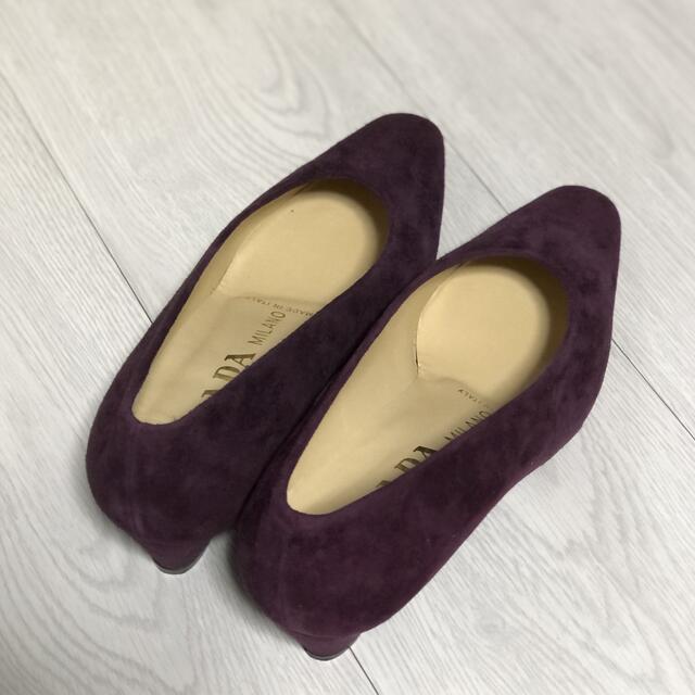 PRADA(プラダ)の美品）PRADA プラダ パンプス　パープル　22.5cm レディースの靴/シューズ(ハイヒール/パンプス)の商品写真