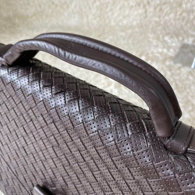 Bottega Veneta(ボッテガヴェネタ)の【BOTTEGA VENETA】ビジネスバッグ　焦茶色　鍵付き　A4 書類鞄 メンズのバッグ(ビジネスバッグ)の商品写真