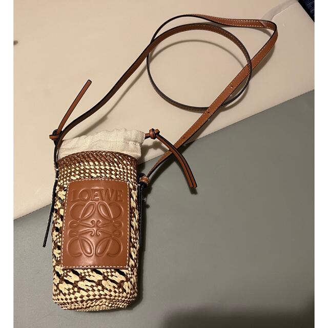 第一ネット LOEWE - LOEWE ロエベ シリンダー ポケット ナチュラルタン