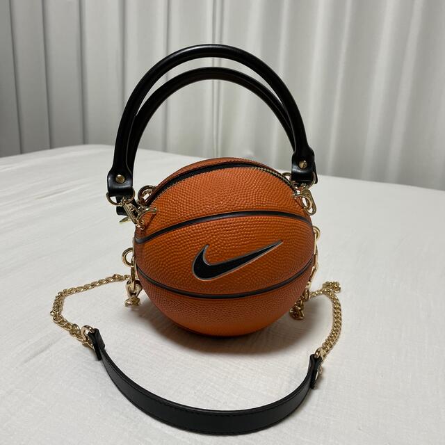 NIKE(ナイキ)のTOMME STUDIO NIKE MINI OG バスケットボール　バッグ レディースのバッグ(ショルダーバッグ)の商品写真