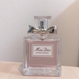 クリスチャンディオール(Christian Dior)のDior  ディオール　ブルーミングブーケ　オードトワレ  100ml(香水(女性用))