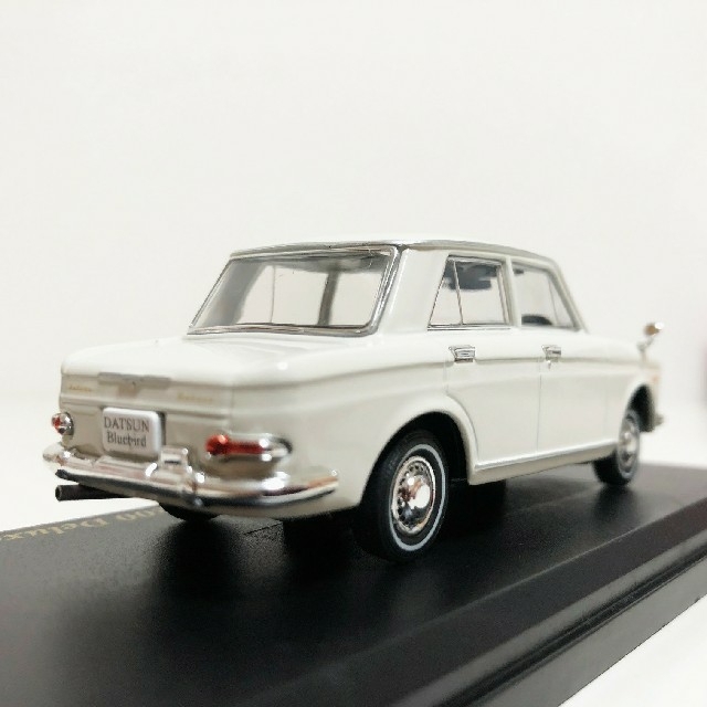 日産(ニッサン)の国産名車/'63 Nissan日産 BlueBirdブルーバード410 1/43 エンタメ/ホビーのおもちゃ/ぬいぐるみ(ミニカー)の商品写真