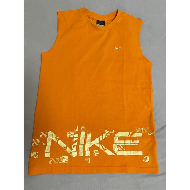 NIKE(ナイキ)のNIKE ノースリーブシャツ　150cm スポーツ/アウトドアのサッカー/フットサル(ウェア)の商品写真