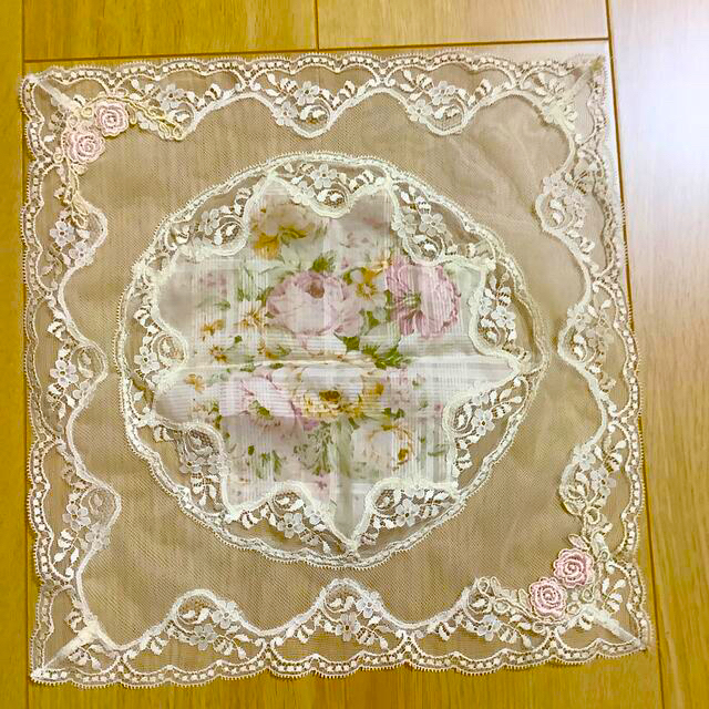 ケロッピー様専用さえらヒスクローネ♪レース可愛い クーポンを購入