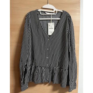 ザラ(ZARA)のZARA trf  ストライプフリルブラウスM⭐︎未使用タグ付き(シャツ/ブラウス(長袖/七分))