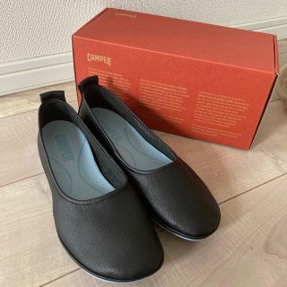 カンペール(CAMPER)の【新品】カンペール／CAMPER パンプス　ブラック 38(ハイヒール/パンプス)