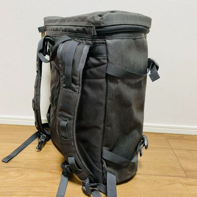 THE NORTH FACE(ザノースフェイス)の美品　THE NORTH FACE   BC FUSE BOX ヒューズボックス メンズのバッグ(バッグパック/リュック)の商品写真