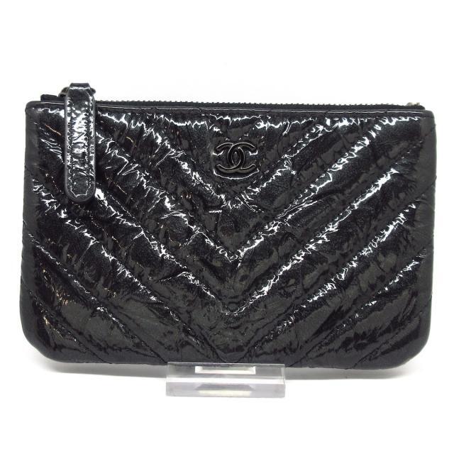 送料無料/新品】 CHANEL - シャネル 小物入れ美品 Vステッチ 黒の通販