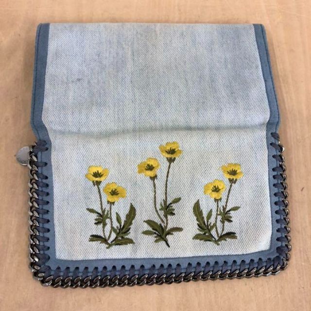 Stella McCartney(ステラマッカートニー)のSTELLA McCARTNEY ファラベラ 長財布 ウォレット デニム 刺繍 レディースのファッション小物(財布)の商品写真