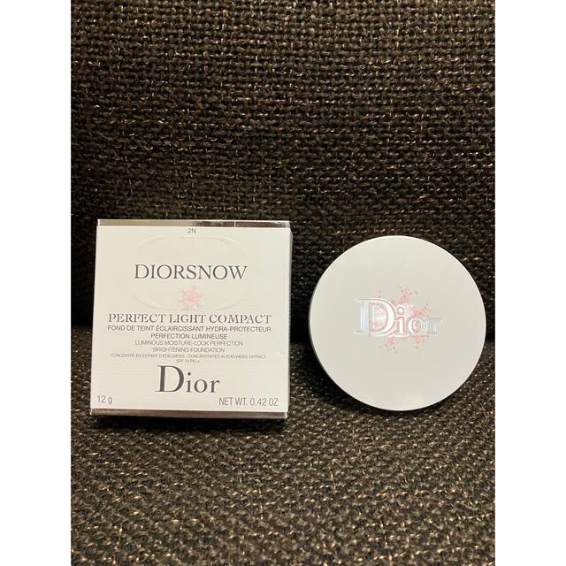 Dior スノー　パーフェクトライトコンパクトファンデーション N2 おまけ付き