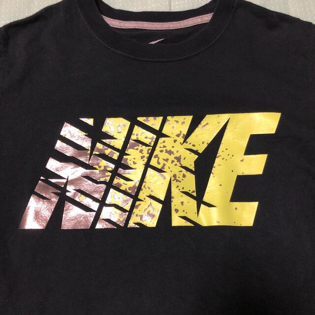 NIKE(ナイキ)のNIKE黒Tシャツ160 キッズ/ベビー/マタニティのキッズ服男の子用(90cm~)(Tシャツ/カットソー)の商品写真