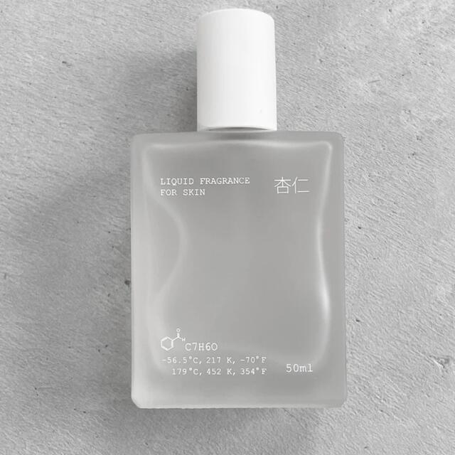 LIQUID FRAGRANCE 杏仁 コスメ/美容の香水(香水(女性用))の商品写真