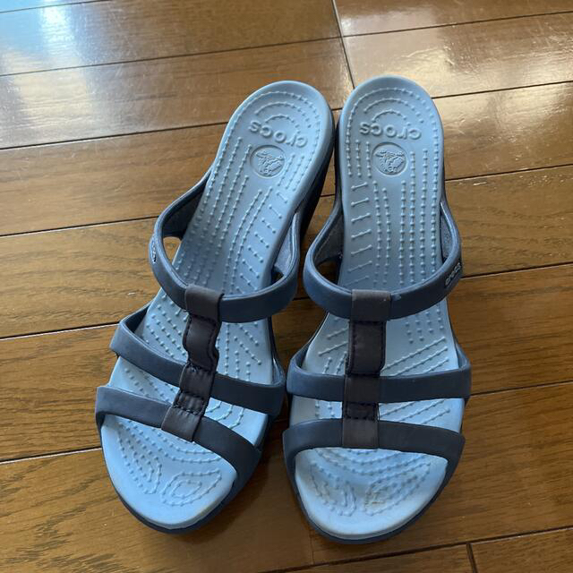 【美品】crocsクロックス ファー付きクロッグ 23cm W7