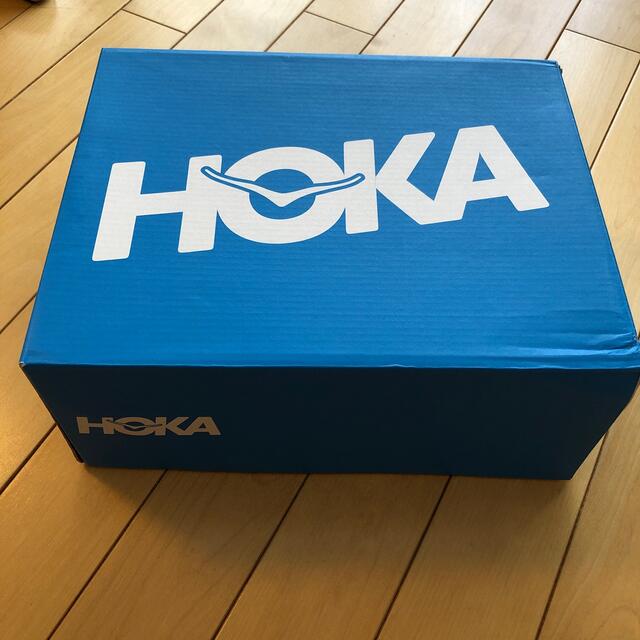 HOKA ONE ONE(ホカオネオネ)のホカオネオネ　 クリフトン8  ワイド　23.5cm スポーツ/アウトドアのランニング(シューズ)の商品写真