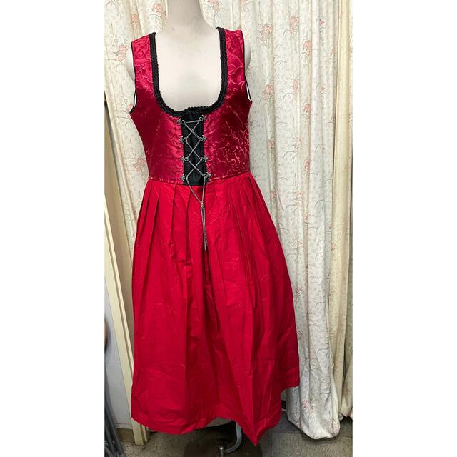 チロルワンピース　民族衣装　ドレス　ワンピース　赤　レッド　個性的　編み上げ